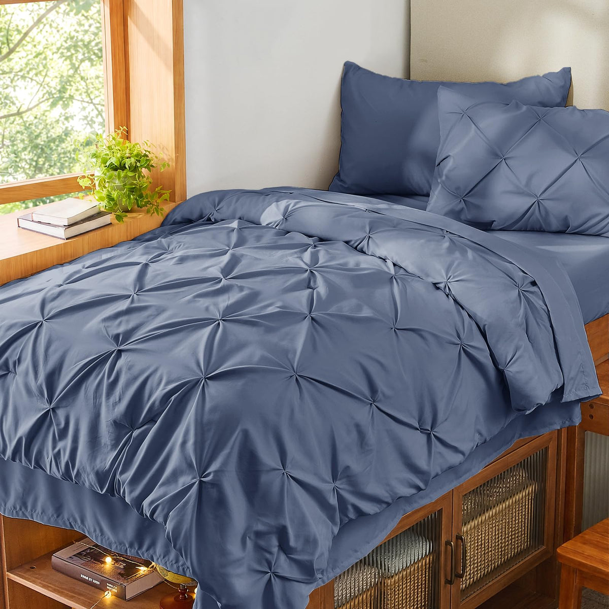 Sasttie Full Size Comforter Set, 7-Piece Bed in a Bag Double, Pintuck Bedding Set for All Season, Includes Comforter, Flat Sheet, Fitted Sheet, Pillowcases and Pillowshams, Beige