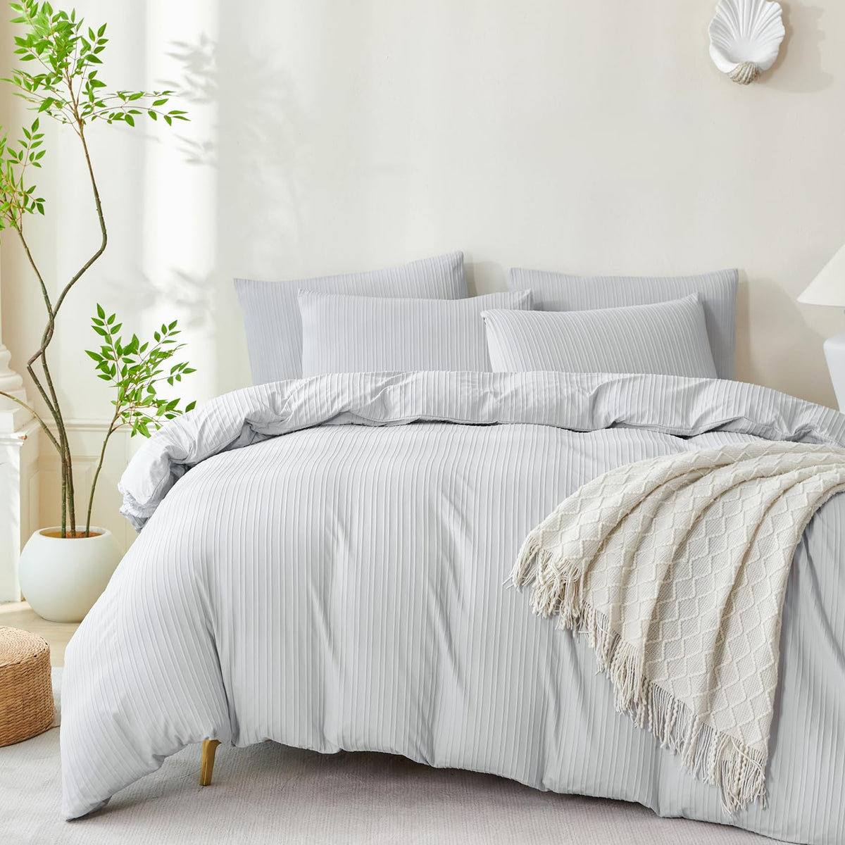 Comforter Queen Set Grid Black 100% Soft Washed Microfiber Jacquard 3 Pieces Grid Bedding Sets Grey White Comforter Queen for All Seasons and 2 Pillowcases Comfort Breathable