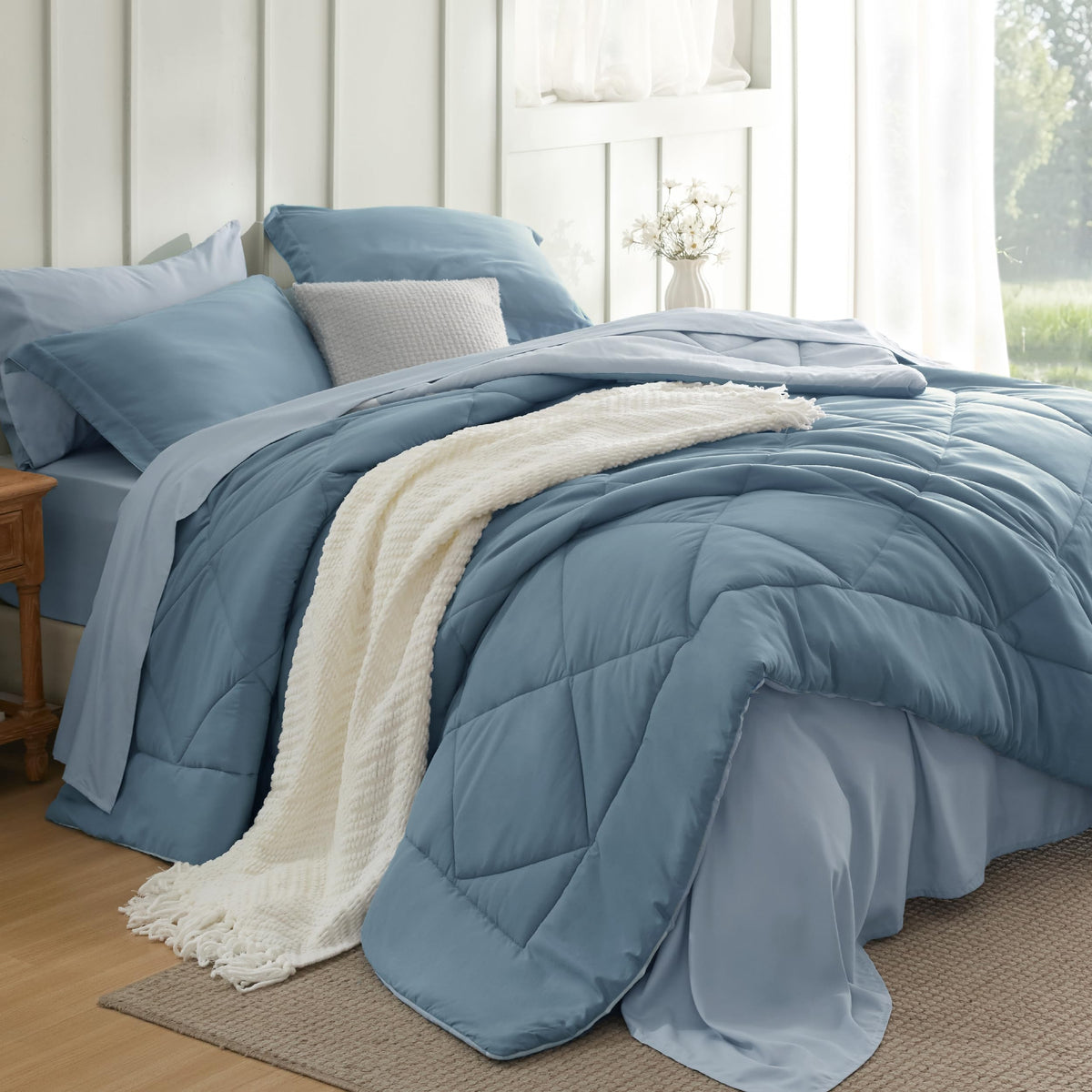 Bedsure Bed in a Bag Full Reversible Bed Set 7 Pieces Grey/Light Grey