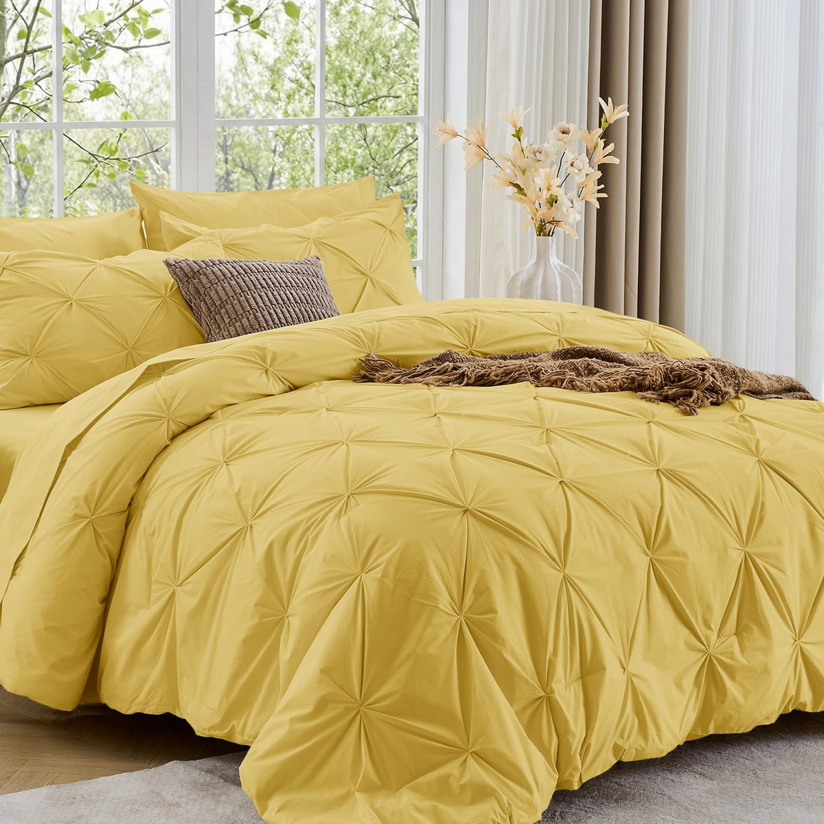 Sasttie Full Size Comforter Set, 7-Piece Bed in a Bag Double, Pintuck Bedding Set for All Season, Includes Comforter, Flat Sheet, Fitted Sheet, Pillowcases and Pillowshams, Beige