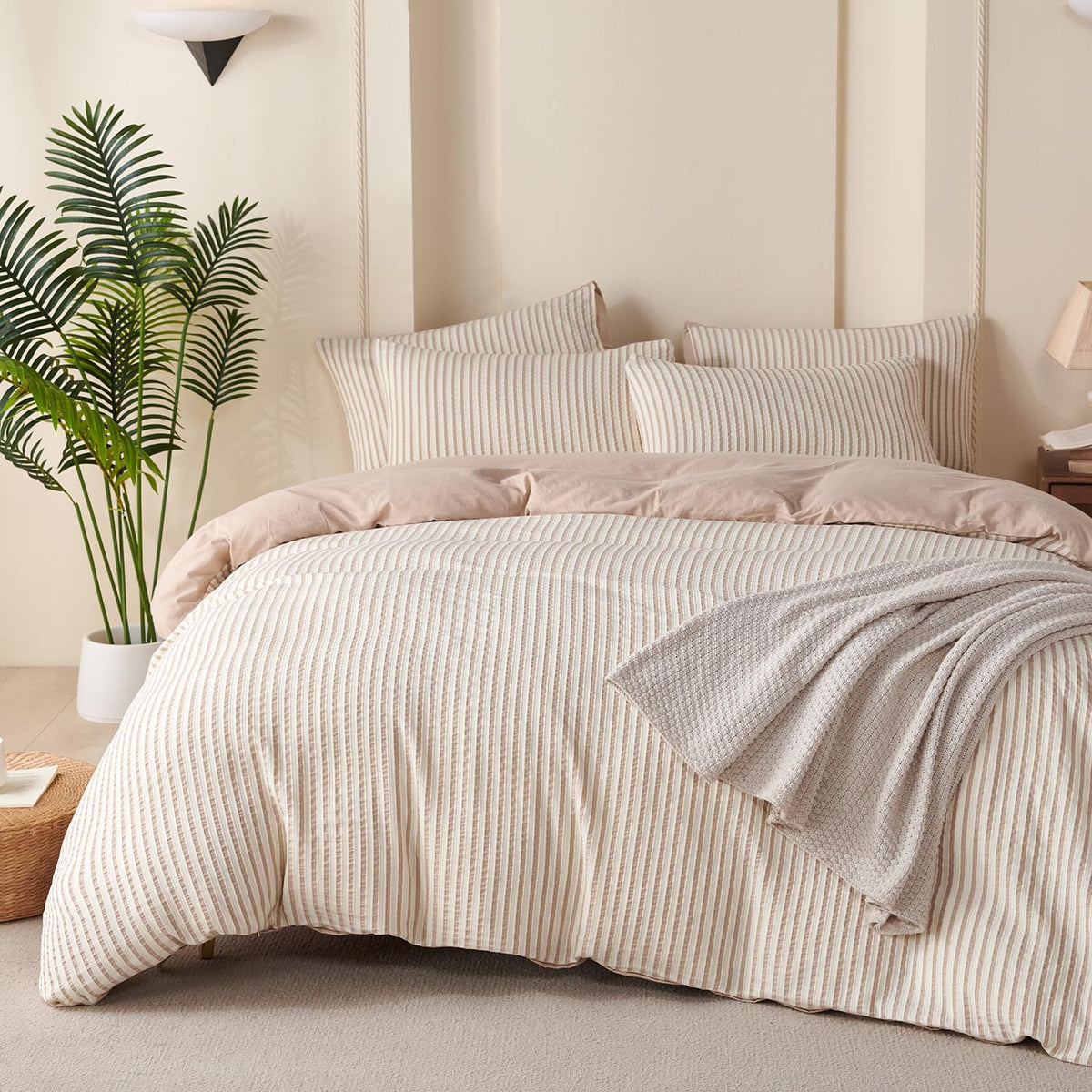 Comforter Queen Set Grid Black 100% Soft Washed Microfiber Jacquard 3 Pieces Grid Bedding Sets Grey White Comforter Queen for All Seasons and 2 Pillowcases Comfort Breathable