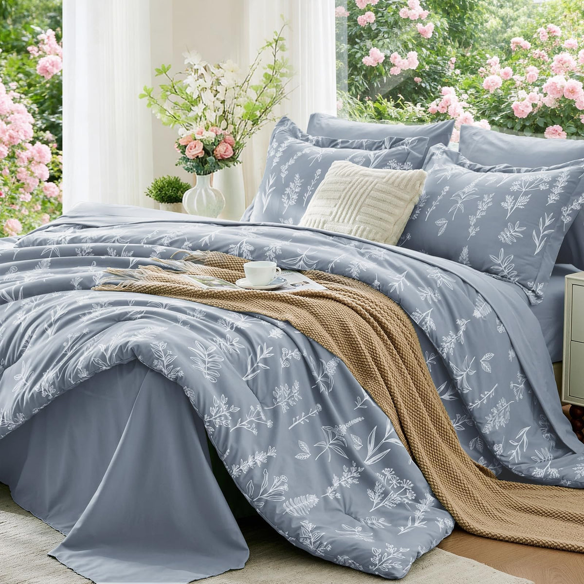 MUXHOMO Queen Comforter Set, 7-Piece Floral Bed in a Bag, Sage Green
