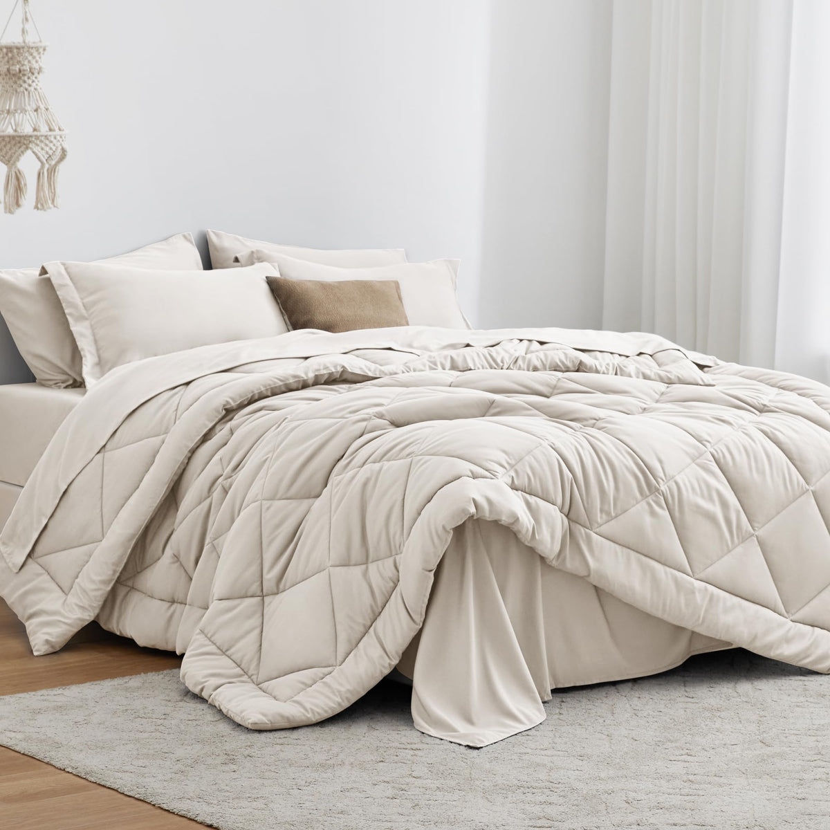 Love's cabin Queen Comforter Set, 7 Pieces Bed in a Bag, Black