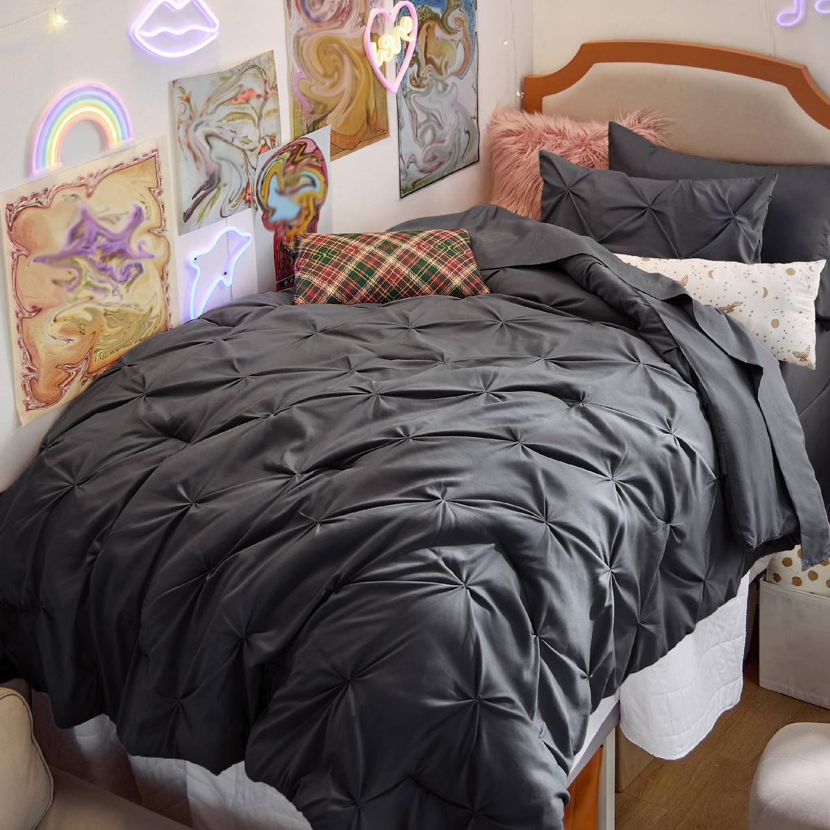 Bedsure 7-Piece King Size Comforter Set & Sheets, Olive Green King Bedding