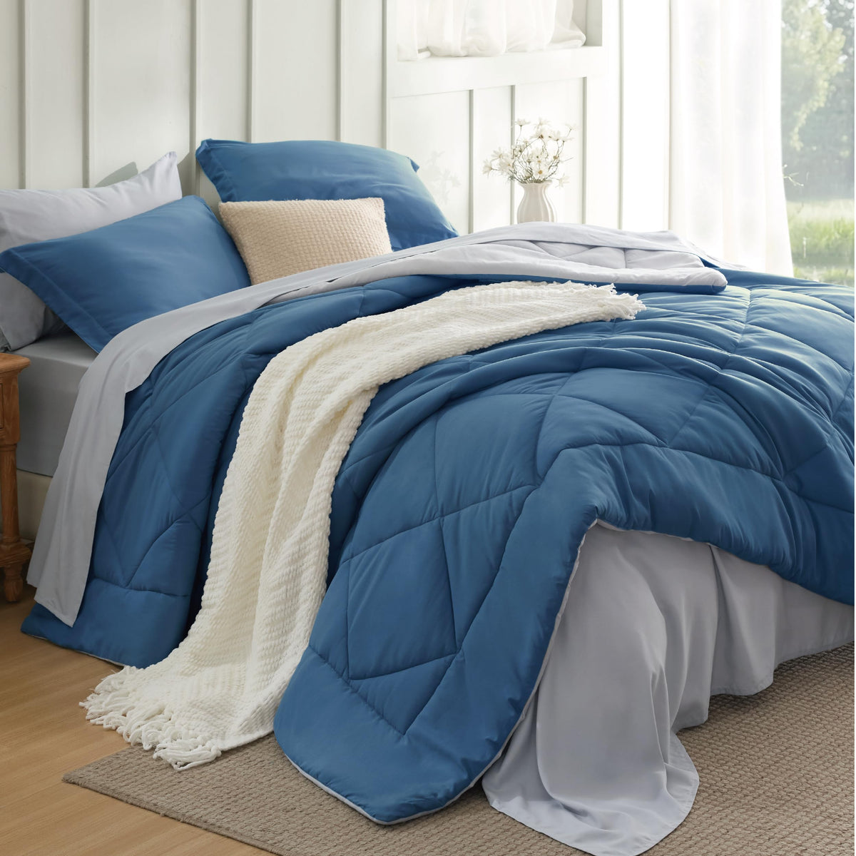 Bedsure Bed in a Bag Full Reversible Bed Set 7 Pieces Grey/Light Grey