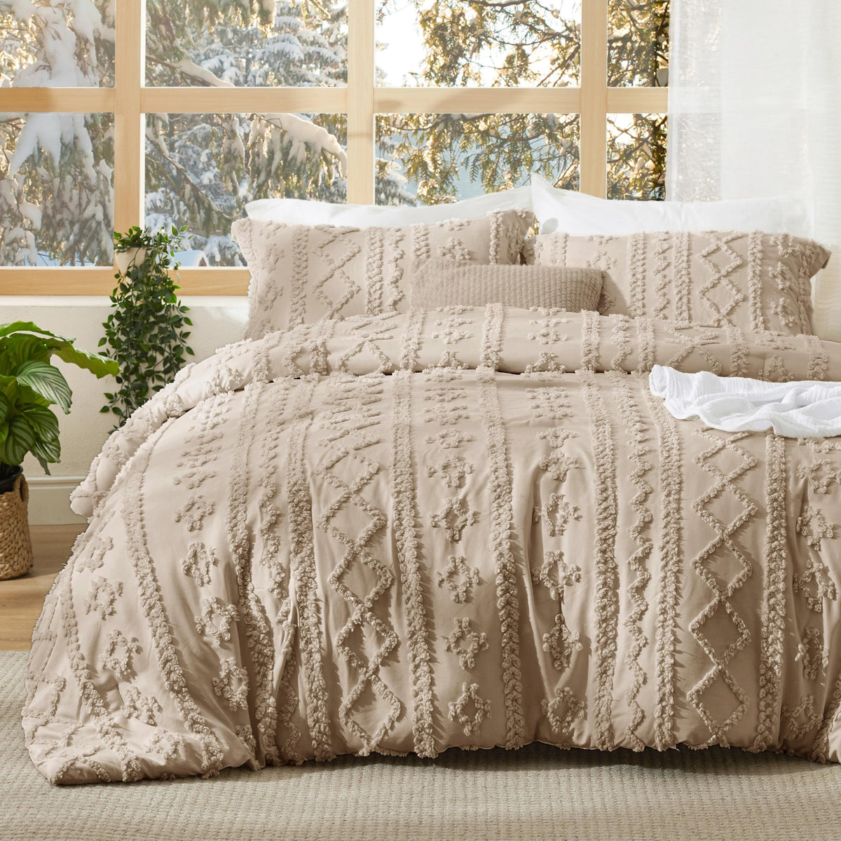 Bedsure Tufted Boho Comforter Set King, Bedroom Decor Bedding Set Beige