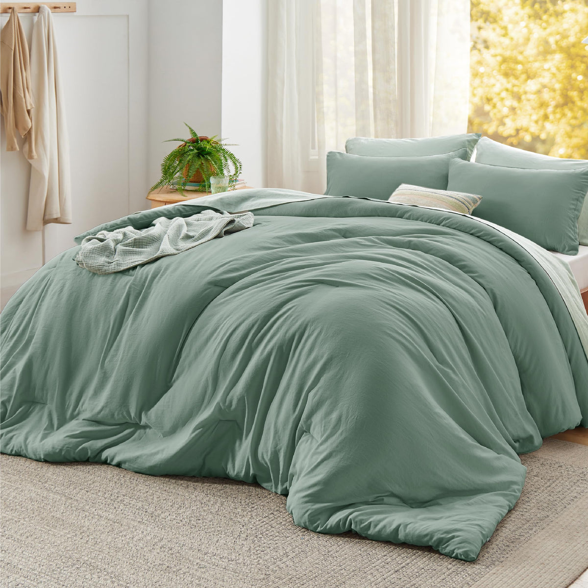 Bedsure Queen Comforter Set Prewashed Soft Bedding Set 3Pcs White 90"x90"