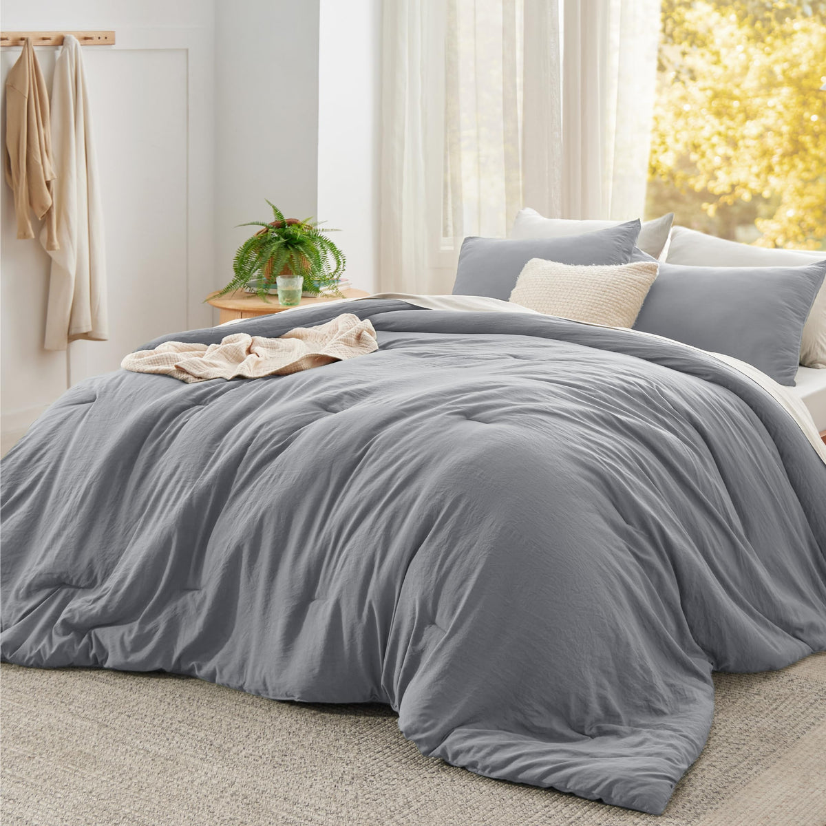 Bedsure Queen Comforter Set Prewashed Soft Bedding Set 3Pcs Cream 90"x90"