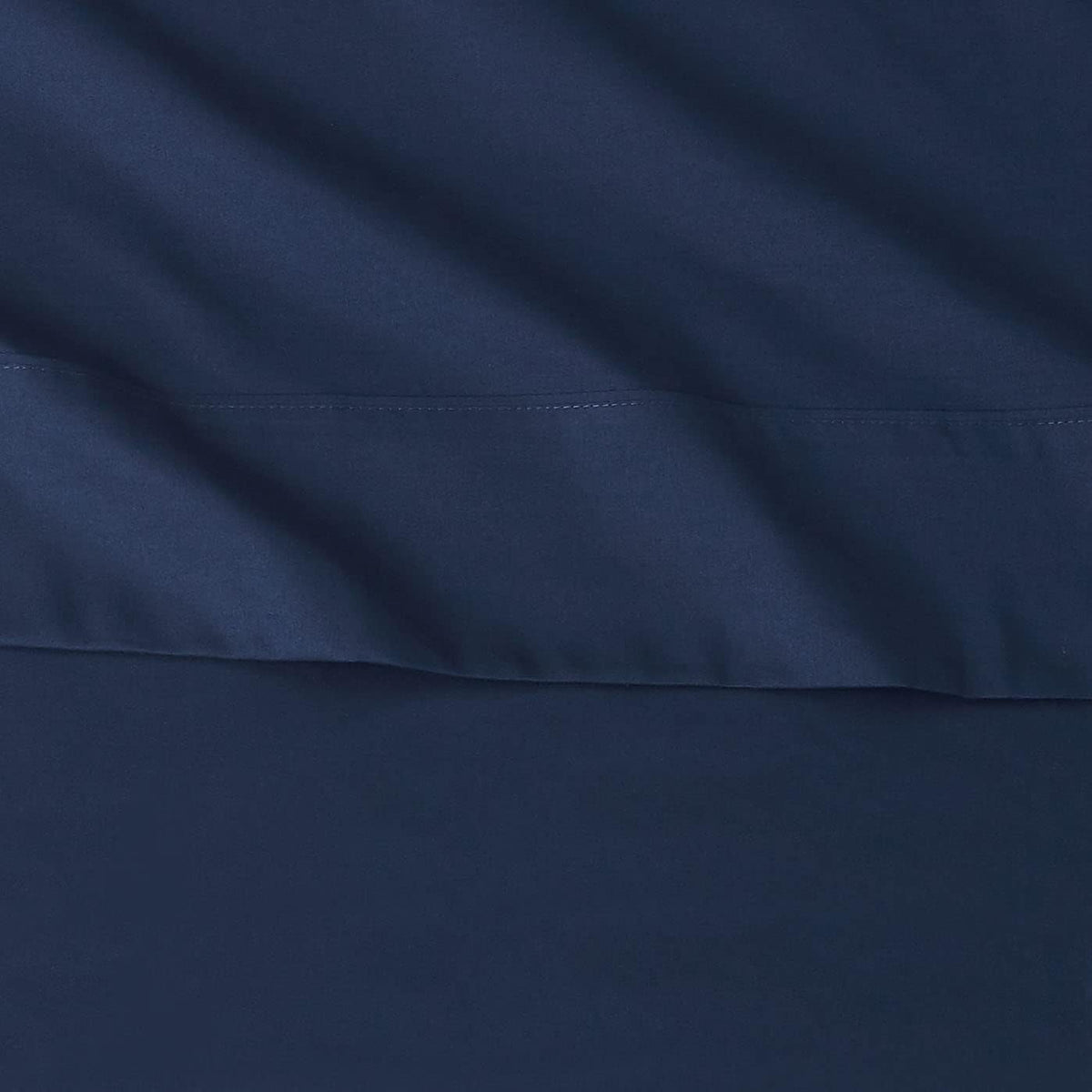 Amazon Basics Lightweight Super Soft Easy Care Breathable Microfiber 4 Piece Bed Sheets Set with 14-Inch Deep Pockets, Full, Navy Blue, Solid