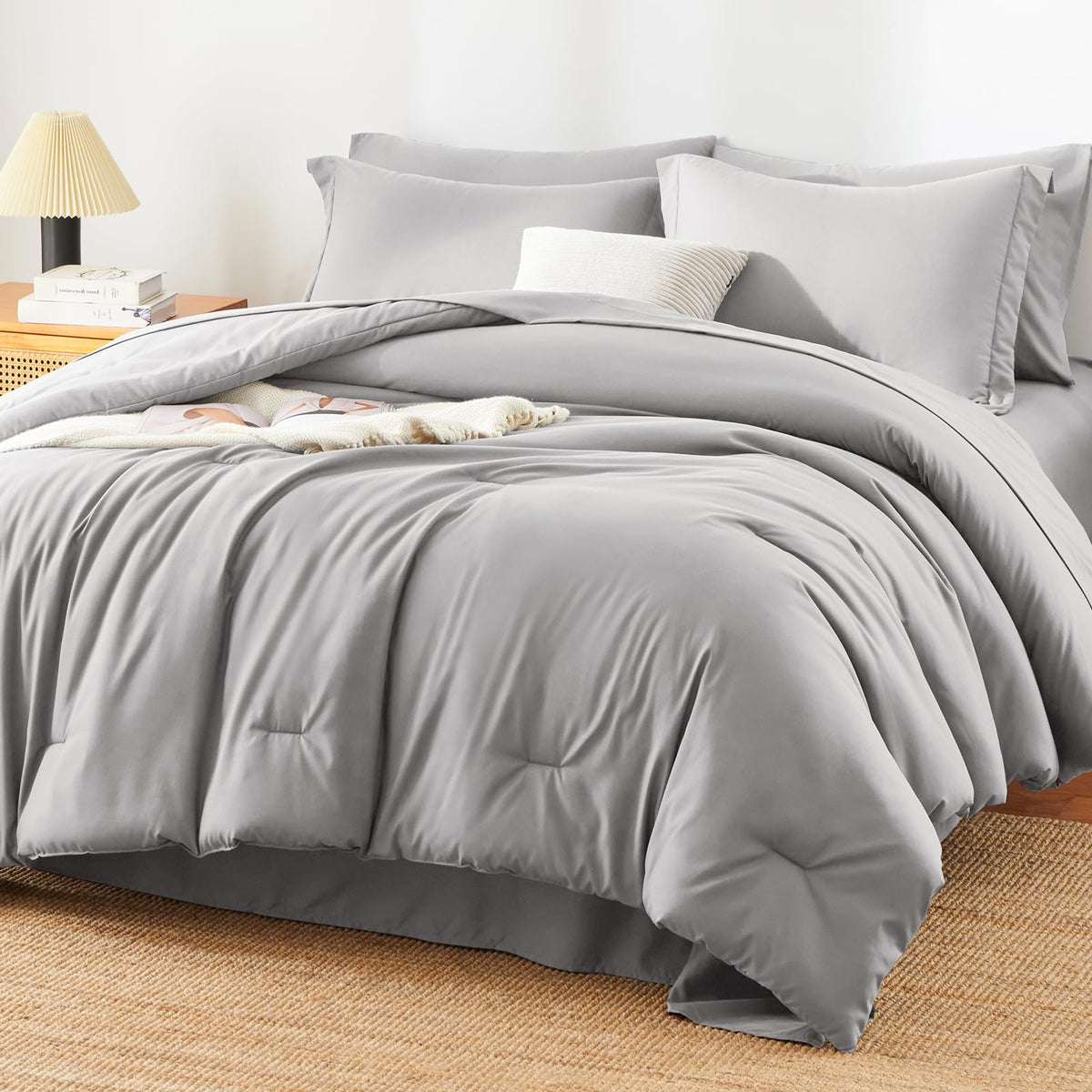HIMEET Queen Comforter Set, 7-Piece Point-Quilted Bed in a Bag Dark Grey