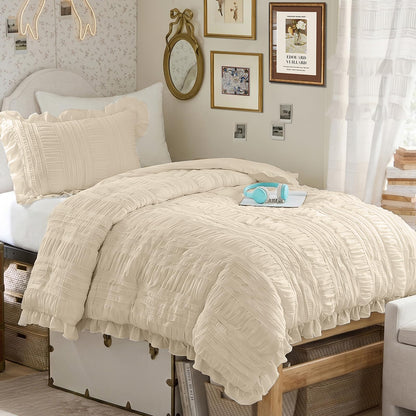 WONGS BEDDING White Queen Comforter Set,Boho Ruffle Comforter for Queen Bed,Soft Seersucker Shabby Chic Bedding Set with 1 Comforter,2 Tufted Pillowcases 90"×90"