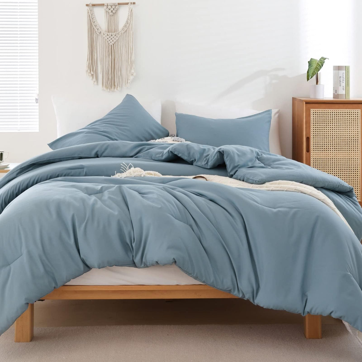 ROSGONIA King Size Comforter Set Olive Green, 3pcs (1 Boho Comforter & 2 Pillowcases), Lightweight Bedding Blanket All Season Bedspreads Quilt