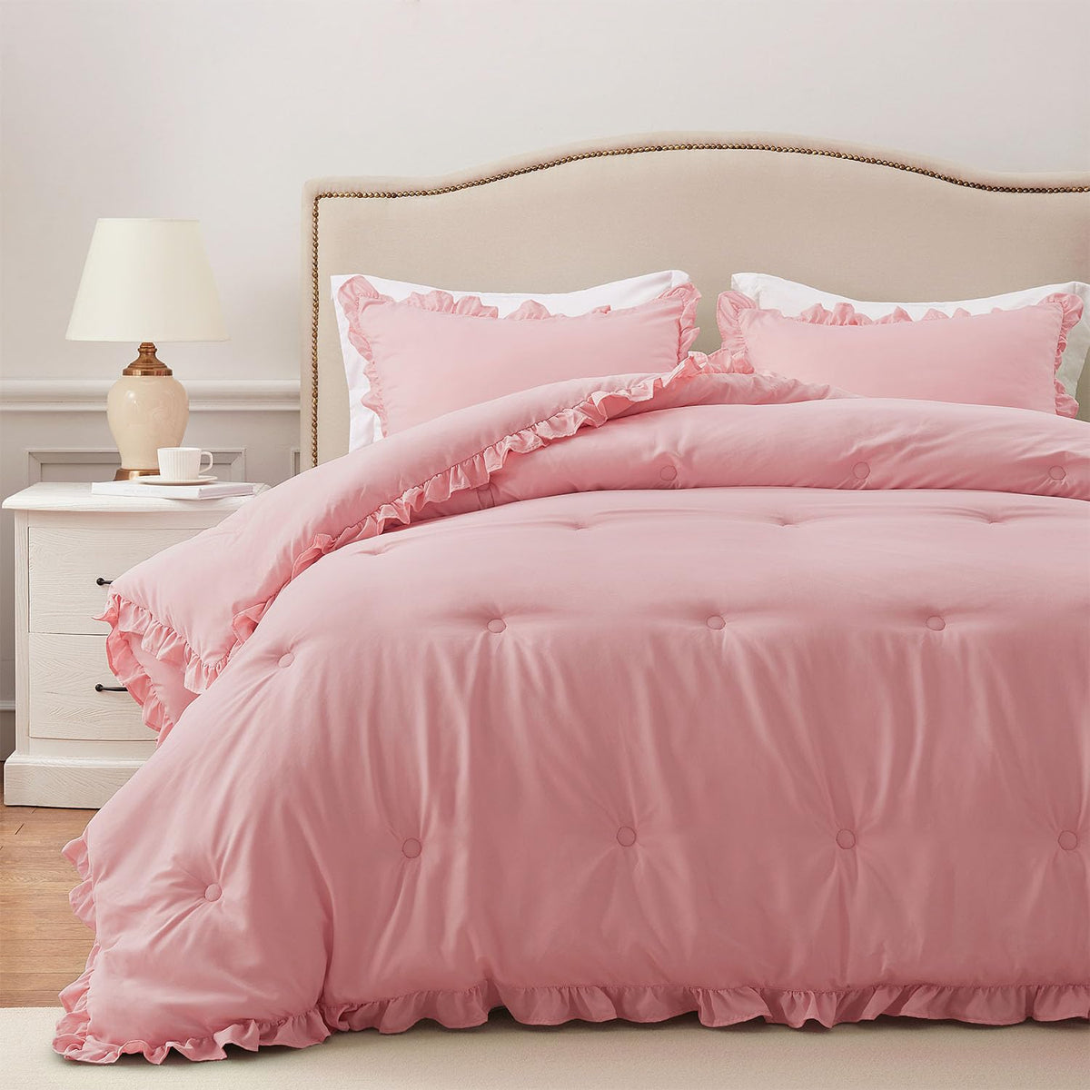 HARBOREST Queen Comforter Ruffle Black, Fluffy Queen Bedding, 3 Pieces Shabby Chic Comforter Set(1 Comforter & 2 Pillow Shams)