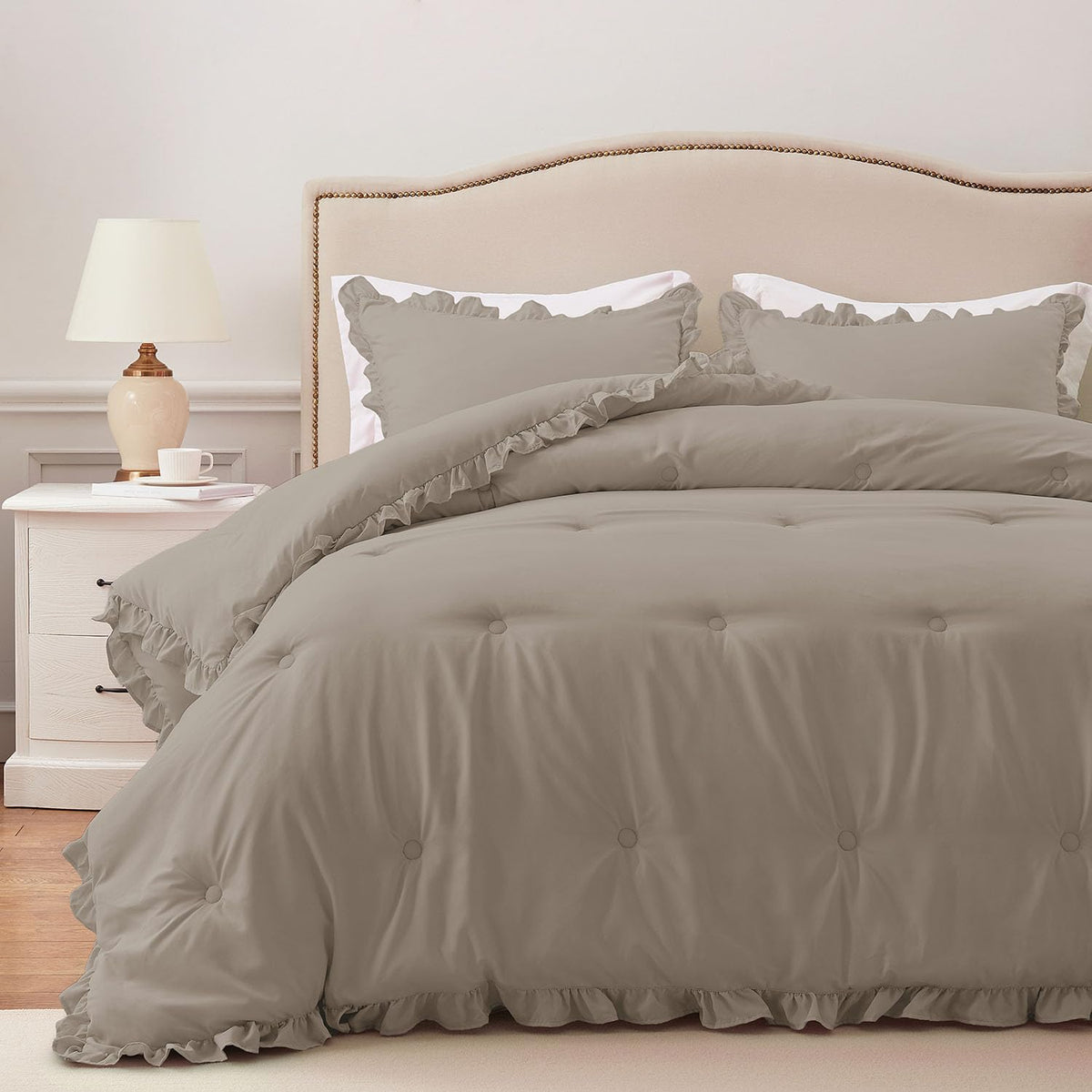 HARBOREST Queen Comforter Ruffle Black, Fluffy Queen Bedding, 3 Pieces Shabby Chic Comforter Set(1 Comforter & 2 Pillow Shams)