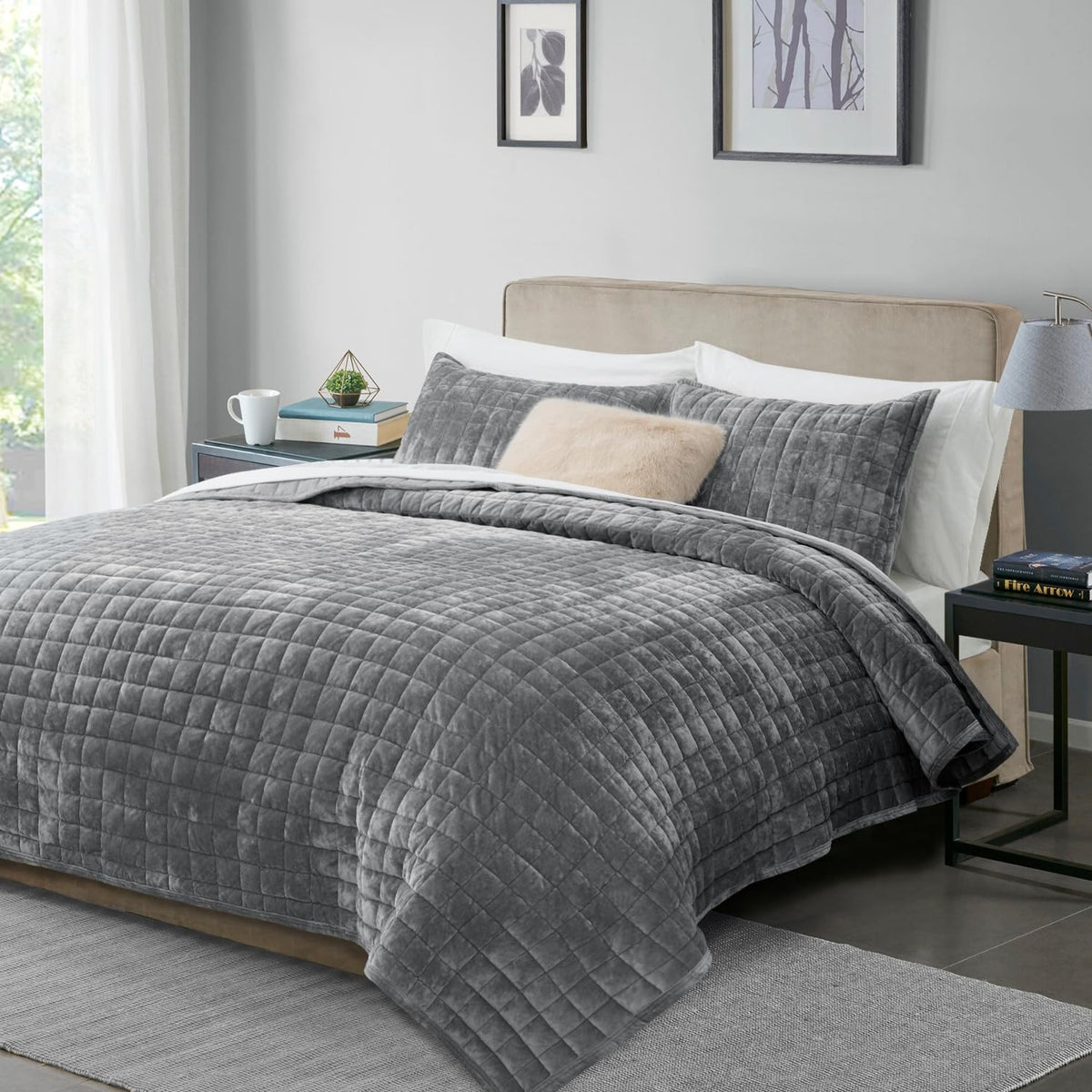 RECYCO Channel Box Stitch Velvet Quilt Set, King Size, Beige