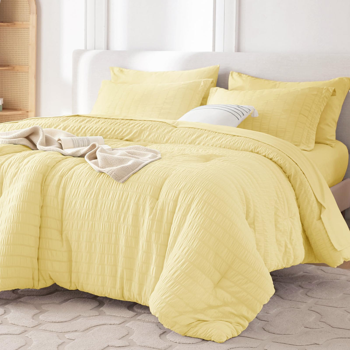 MUXHOMO Queen Comforter Set 7 Pieces, Seersucker Bed in a Bag, Beige