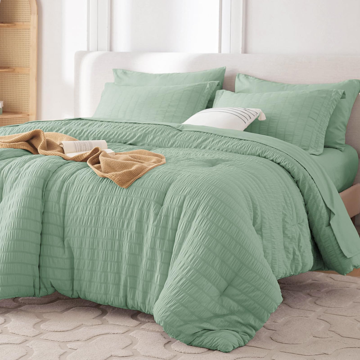 MUXHOMO Queen Comforter Set 7 Pieces, Seersucker Bed in a Bag, Beige