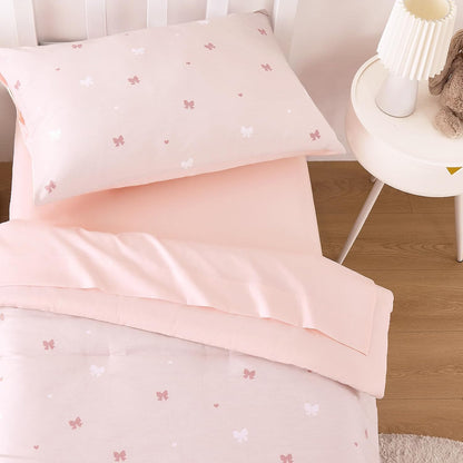 Wake In Cloud - Toddler Bedding Set for Girls, 100% Cotton Fabric, Cute Bow Heart Romantic Princess Style, 4 Pieces Soft Crib Bed Set Including Comforter, Sheets and Pillowcase, Pastel Pink