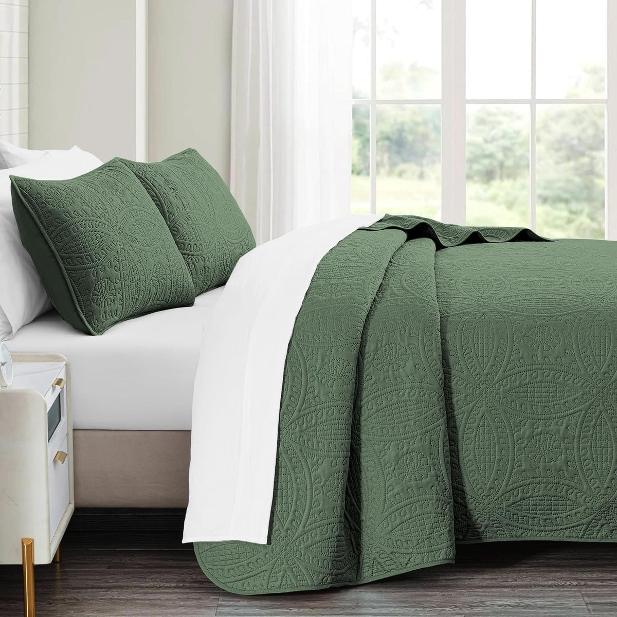 akkialla Queen Quilt Bedding Set,Olive Green Ultrasonic Full/Queen Quilt Set,Lightweight Soft Bedspread Coverlet,Modern Style Coin Pattern Bed Cover for All Seasons,3 Piece(1 Quilt,2 Pillow Shams)