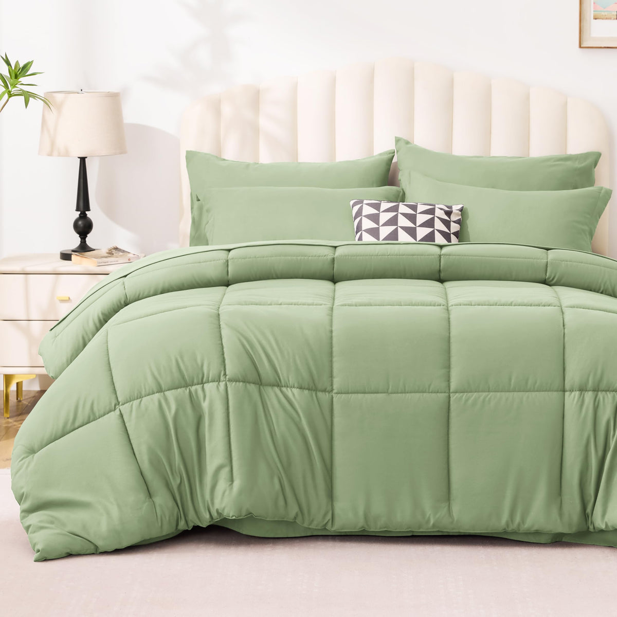 Love's cabin Queen Comforter Set, 7 Pieces Bed in a Bag, Black