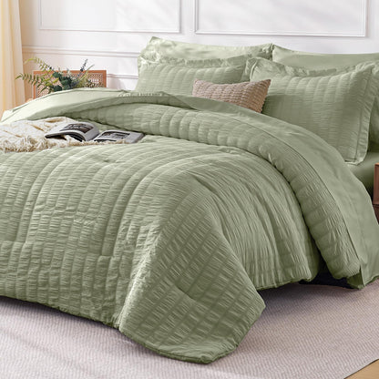 FreshCulture Comforter Set Seersucker 7 Pieces, All Season Bedding Set Queen, Bed in a Bag Comforter Set with 1 Comforter, 1 Flat Sheet, 1 Fitted Sheet, 2 Pillowcases and 2 Pillow Shams, Dark Grey