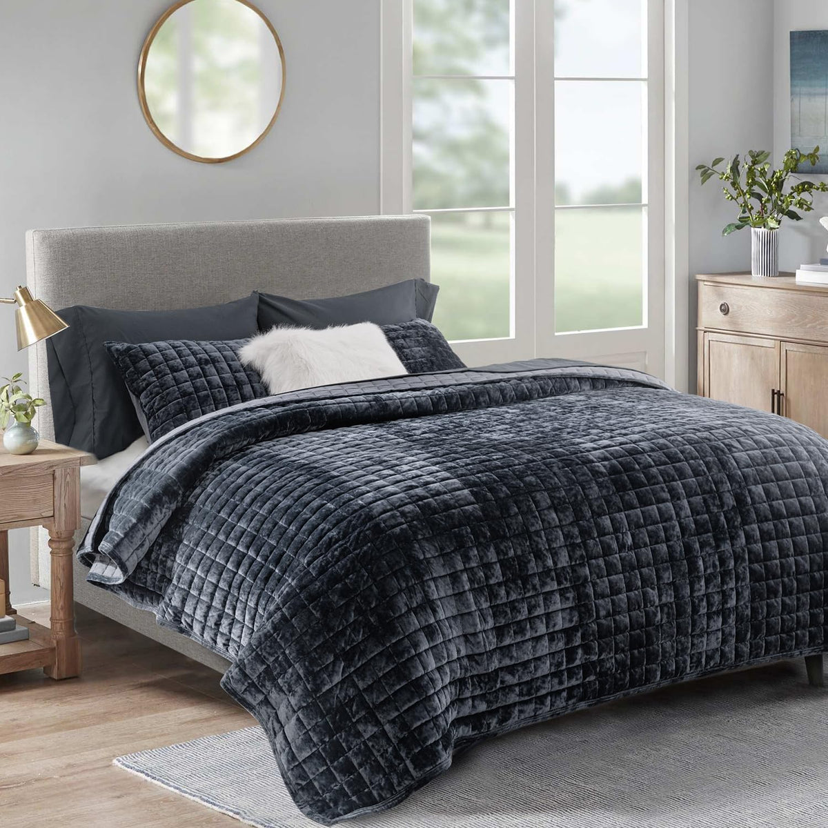 RECYCO Channel Box Stitch Velvet Quilt Set, King Size, Beige