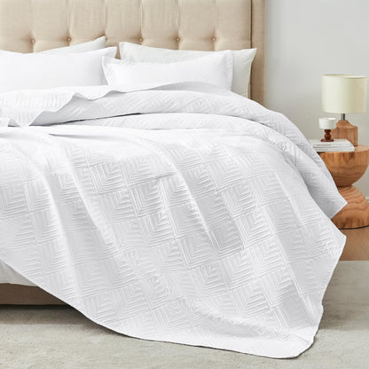 Hansleep Queen Quilt White Quilts Queen Size 3 Pieces (1 Quilt, 2 Shams)