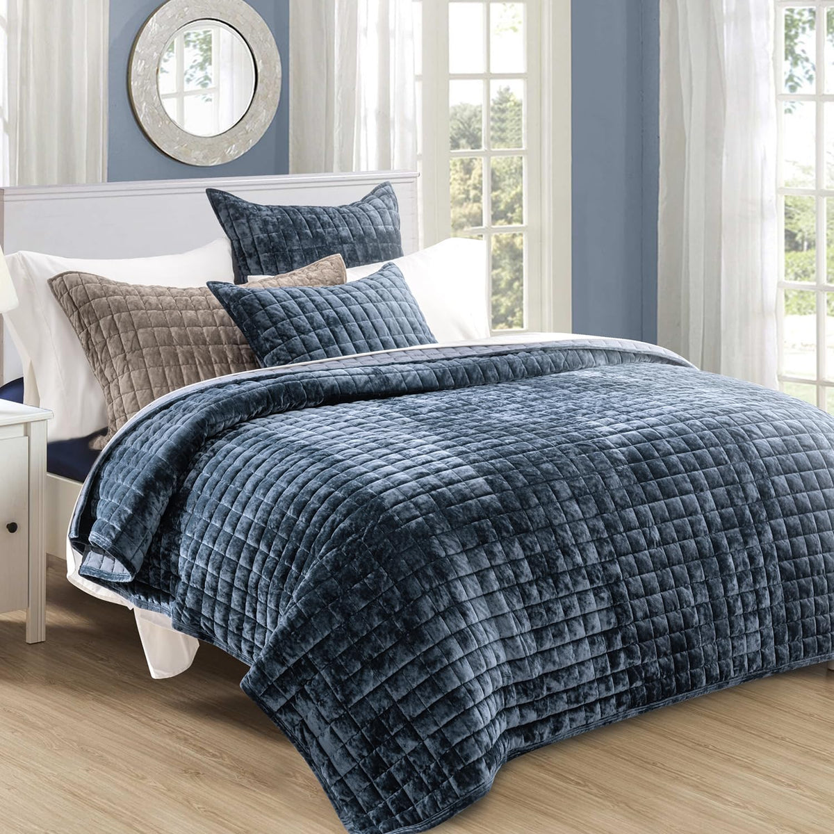 RECYCO Channel Box Stitch Velvet Quilt Set, King Size, Beige