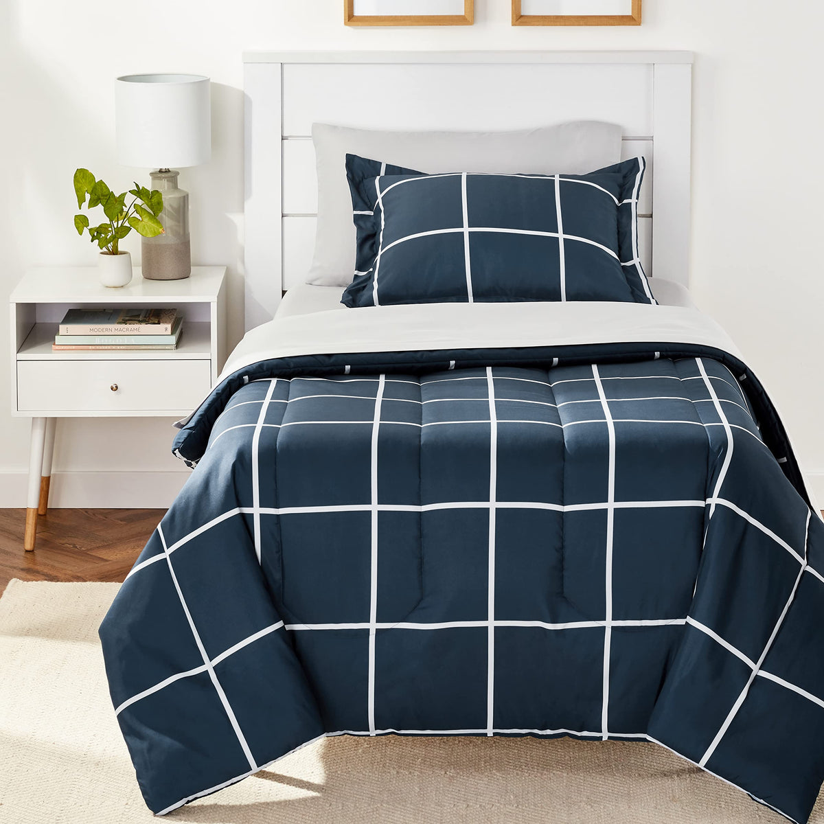 Amazon Basics 5-Piece Lightweight Microfiber Comforter Set with Sheets, Bed-in-a-Bag, Gray Calvin Striped Bedding, Twin/Twin XL