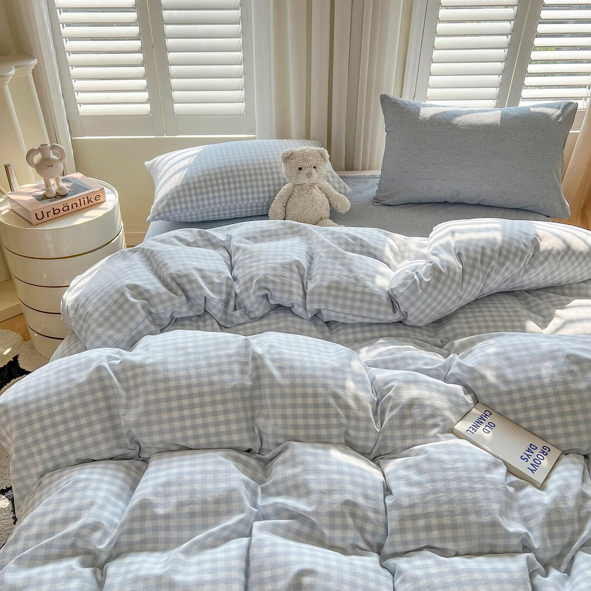 LifeTB Queen Comforter Set Fluffy Plaid Checkered Pattern Modern Style Geometric Comforter with 2 Pillow Shams Grid Plaid Bedding Comforter for Boys Men All Season Queen Size Bed Comforter Set