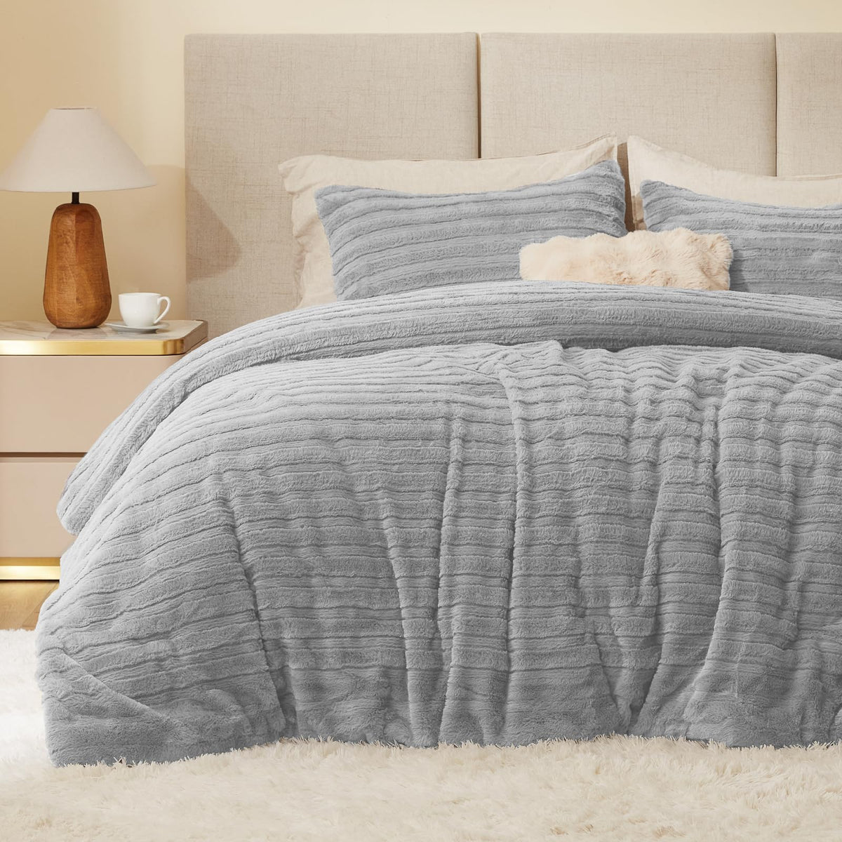 BEDELITE Fleece Queen Comforter Set, Fluffy Bed Set, Pink