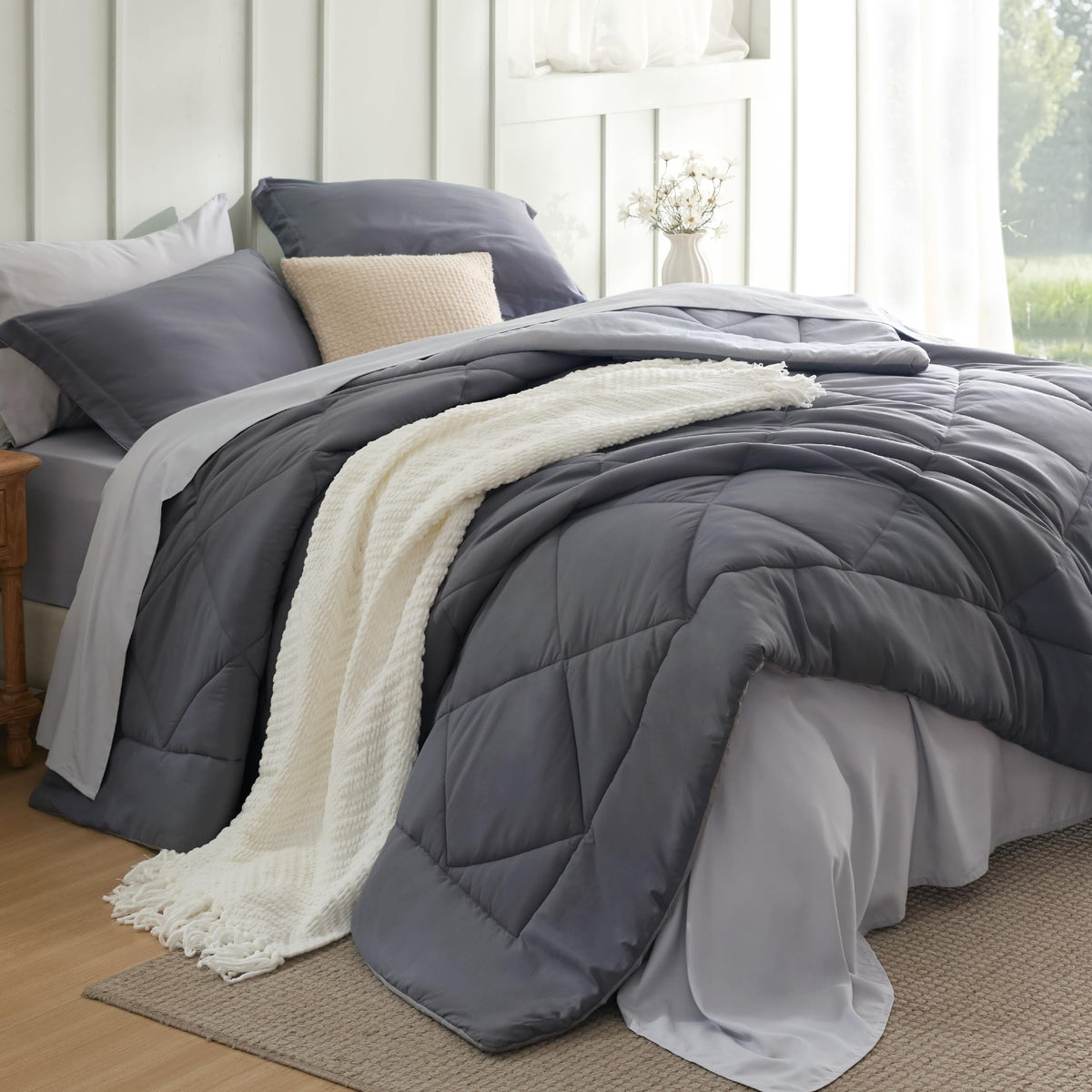 Bedsure Bed in a Bag Full Reversible Bed Set 7 Pieces Grey/Light Grey