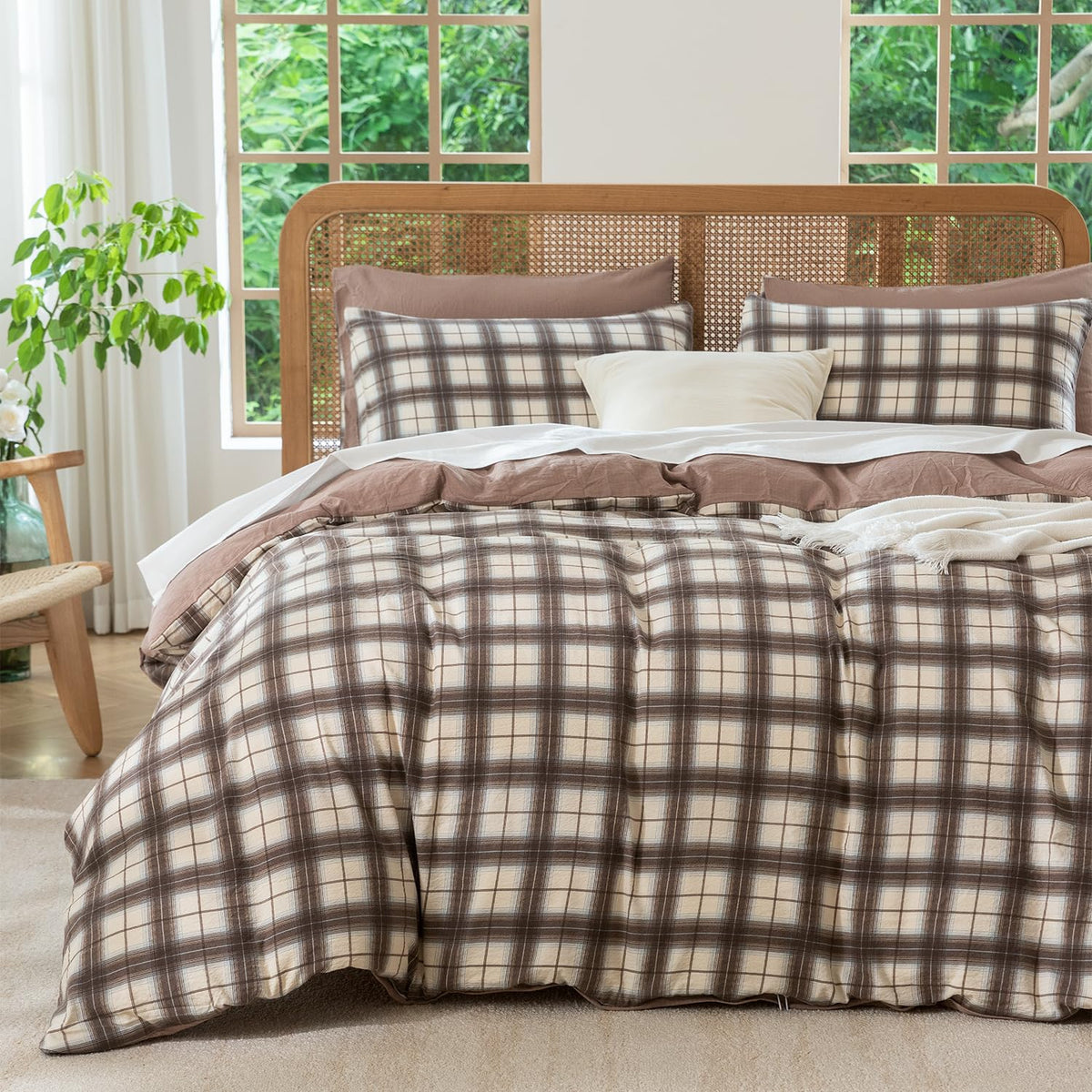 Comforter Queen Set Grid Black 100% Soft Washed Microfiber Jacquard 3 Pieces Grid Bedding Sets Grey White Comforter Queen for All Seasons and 2 Pillowcases Comfort Breathable