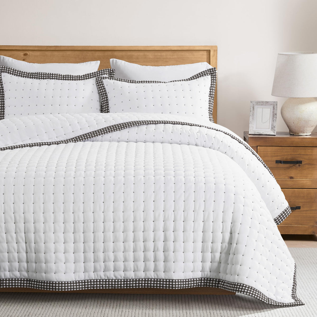 WDCOZY Cloud Soft Quilt Set, King Size, Light Beige, 3 Pieces 104x90 inches