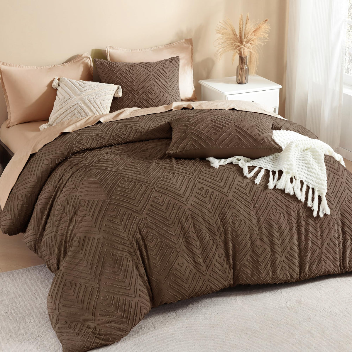 Litanika King Size Comforter Set, 3 Pieces Beige Tufted Boho Bedding Set