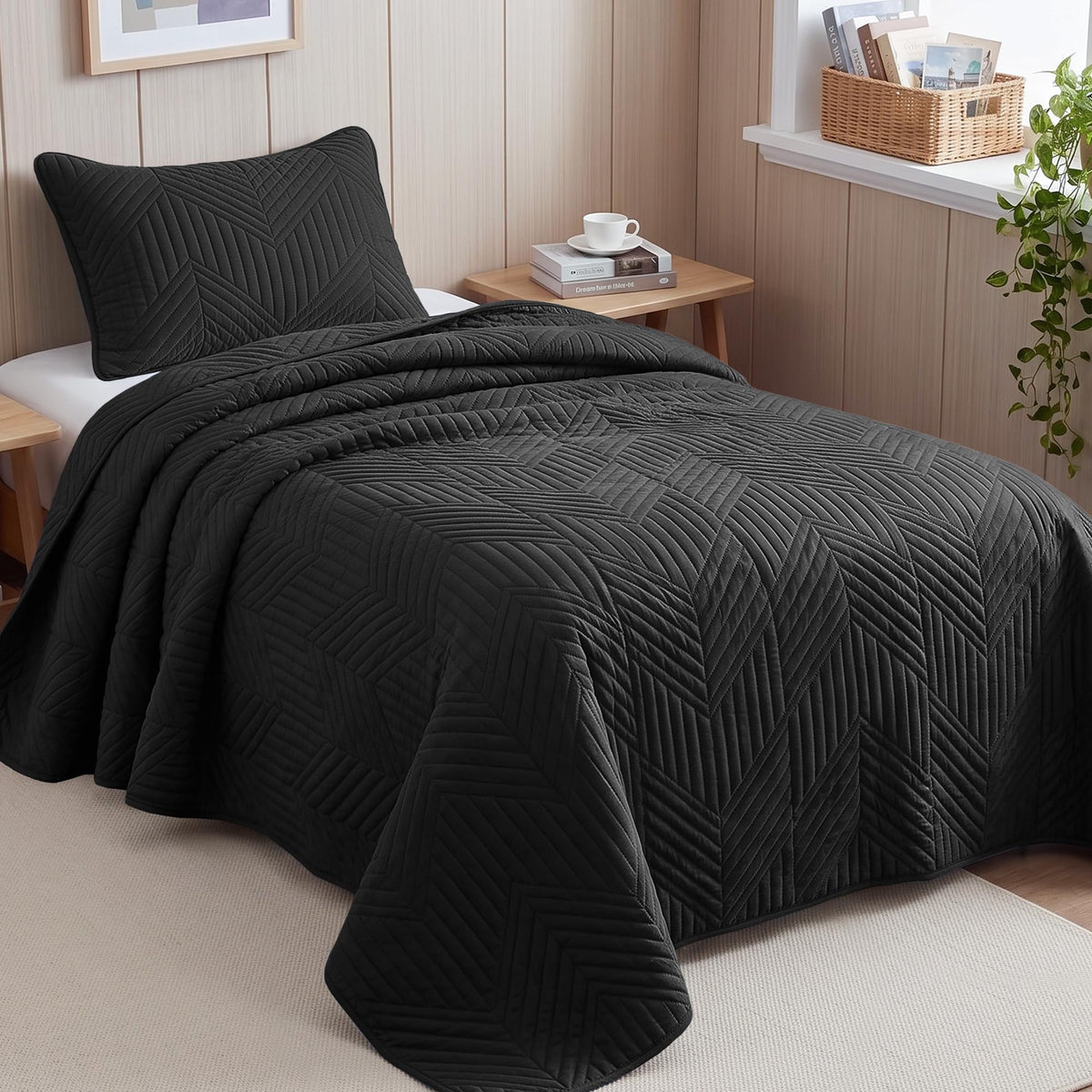 Exclusivo Mezcla Ultrasonic Full Queen Quilt Bedding Set, Beige Cream