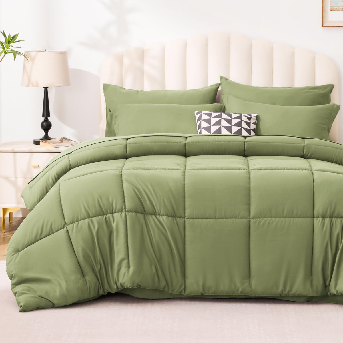 Love's cabin Queen Comforter Set, 7 Pieces Bed in a Bag, Black