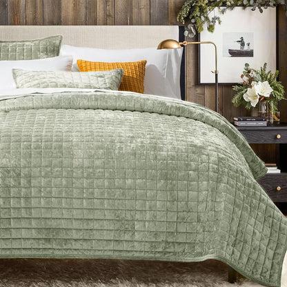 RECYCO Channel Box Stitch Velvet Quilt Set, King Size, Beige