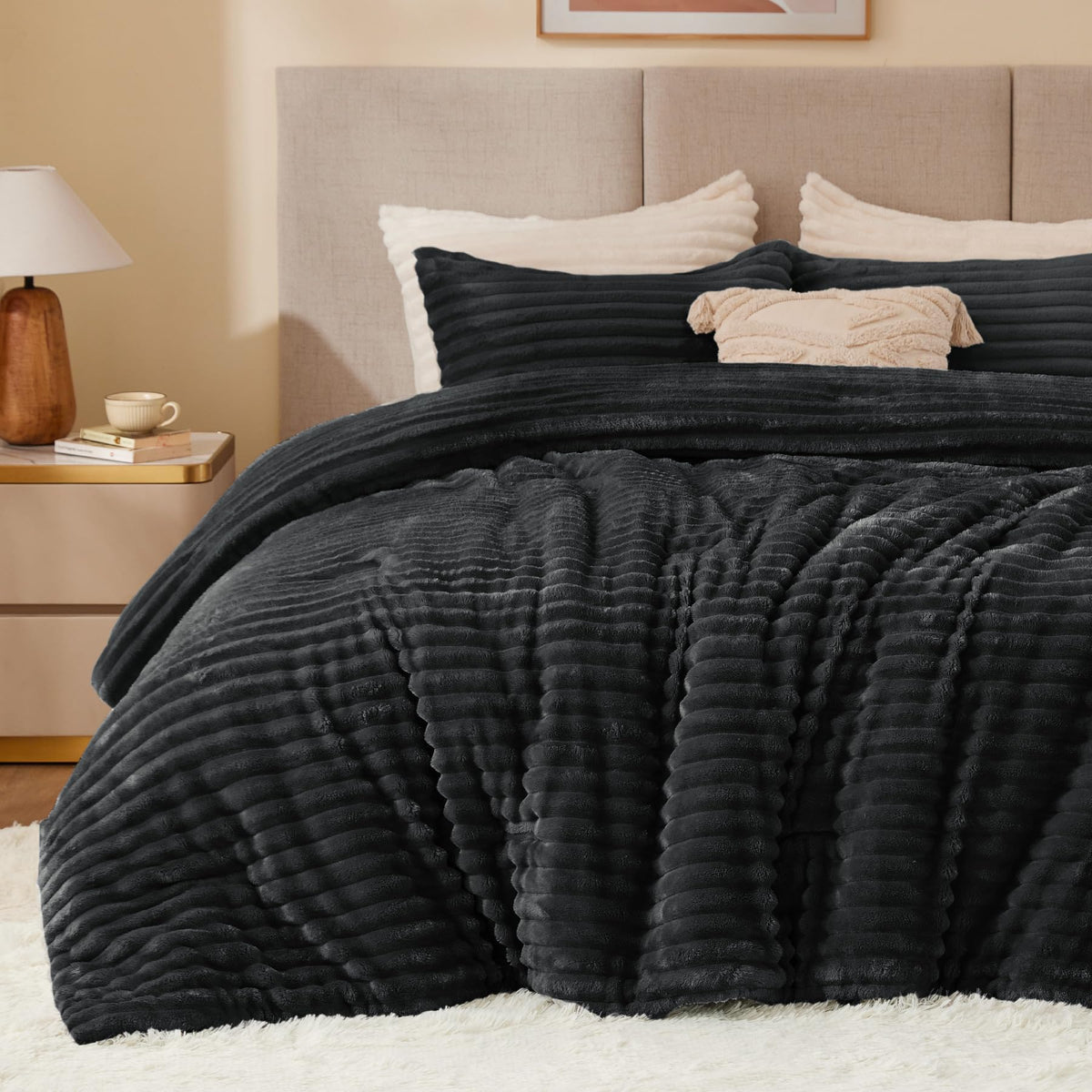 BEDELITE Fleece Full Comforter Set, Fluffy Bed Set, Cream White