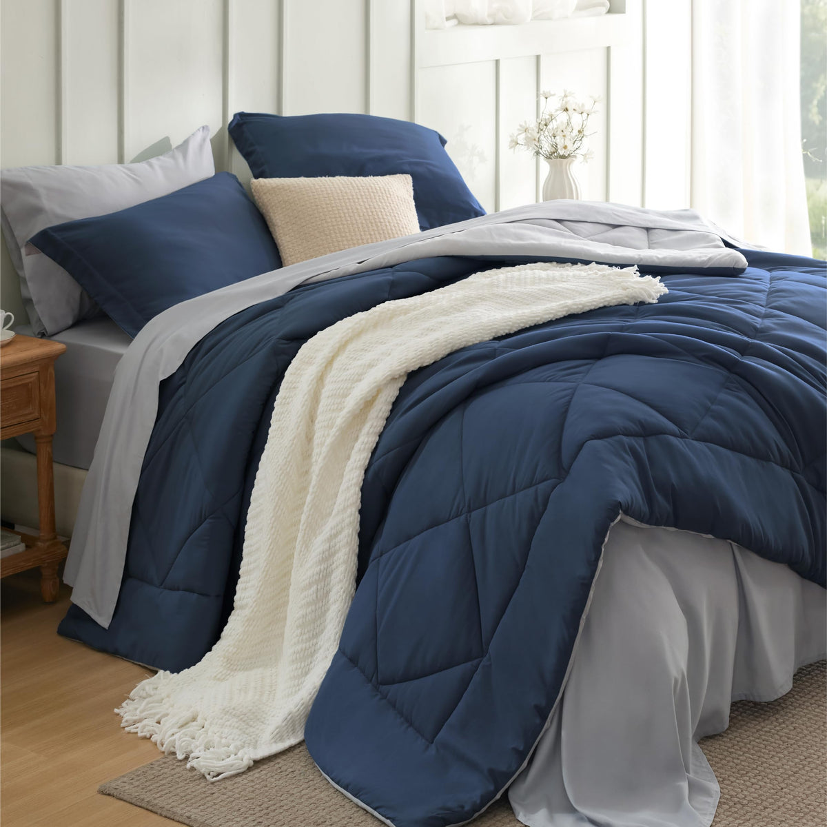 Bedsure Bed in a Bag Full Reversible Bed Set 7 Pieces Grey/Light Grey