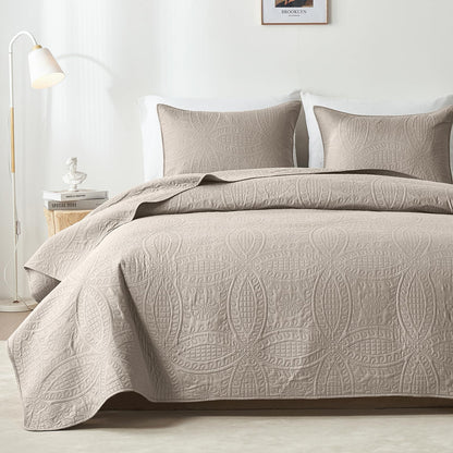 akkialla Queen Quilt Bedding Set,Olive Green Ultrasonic Full/Queen Quilt Set,Lightweight Soft Bedspread Coverlet,Modern Style Coin Pattern Bed Cover for All Seasons,3 Piece(1 Quilt,2 Pillow Shams)