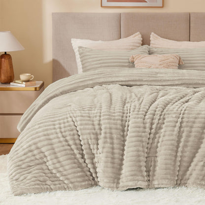 BEDELITE Fleece Full Comforter Set, Fluffy Bed Set, Cream White