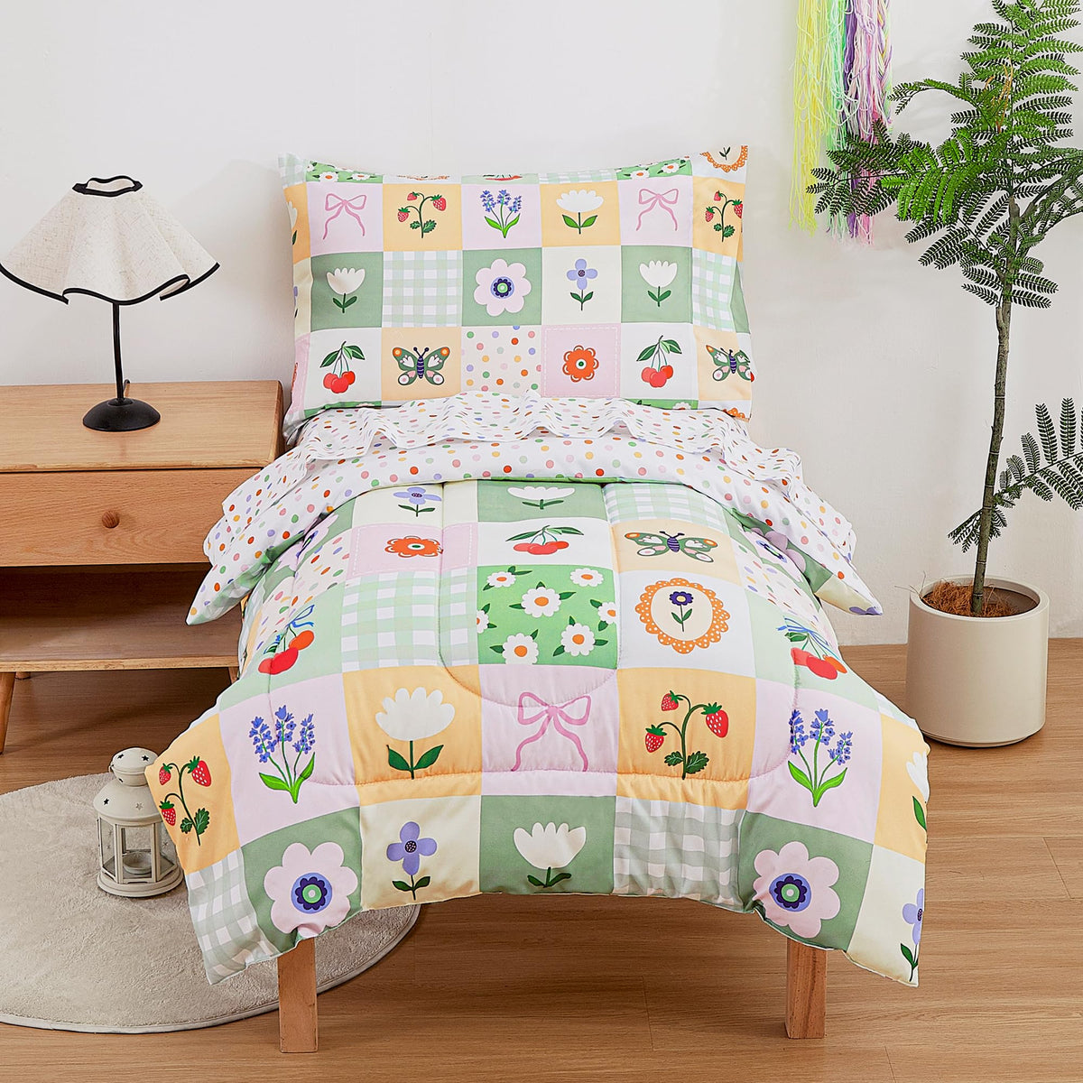 Mooreeke Toddler Bedding Sets for Girls,4 Pieces Blue Ocean Animals Printed