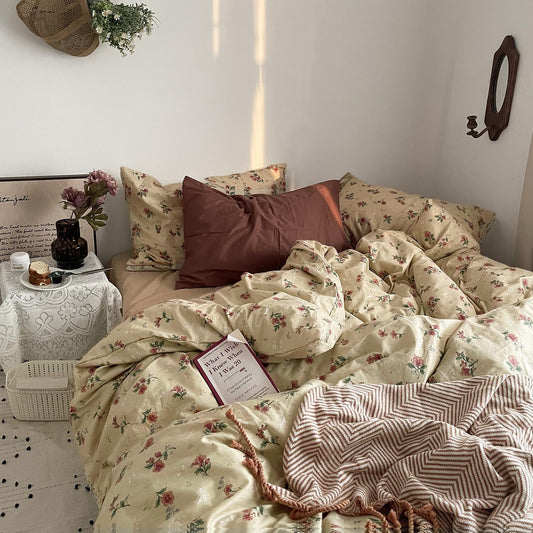 mixinni Vintage Floral Duvet Cover Queen Size - 3 Piece 100% Cotton Cottagecore Red Flowers & Green Leaves Bedding, Soft Botanical Comforter Cover & Pillowcases, Aesthetic Spring Bed Set for Girls