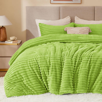 BEDELITE Fleece Full Comforter Set, Fluffy Bed Set, Cream White