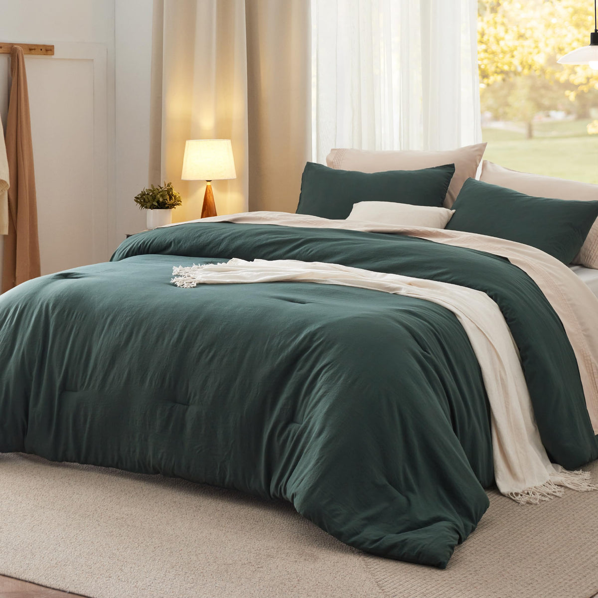 Bedsure Queen Comforter Set Prewashed Soft Bedding Set 3Pcs White 90"x90"