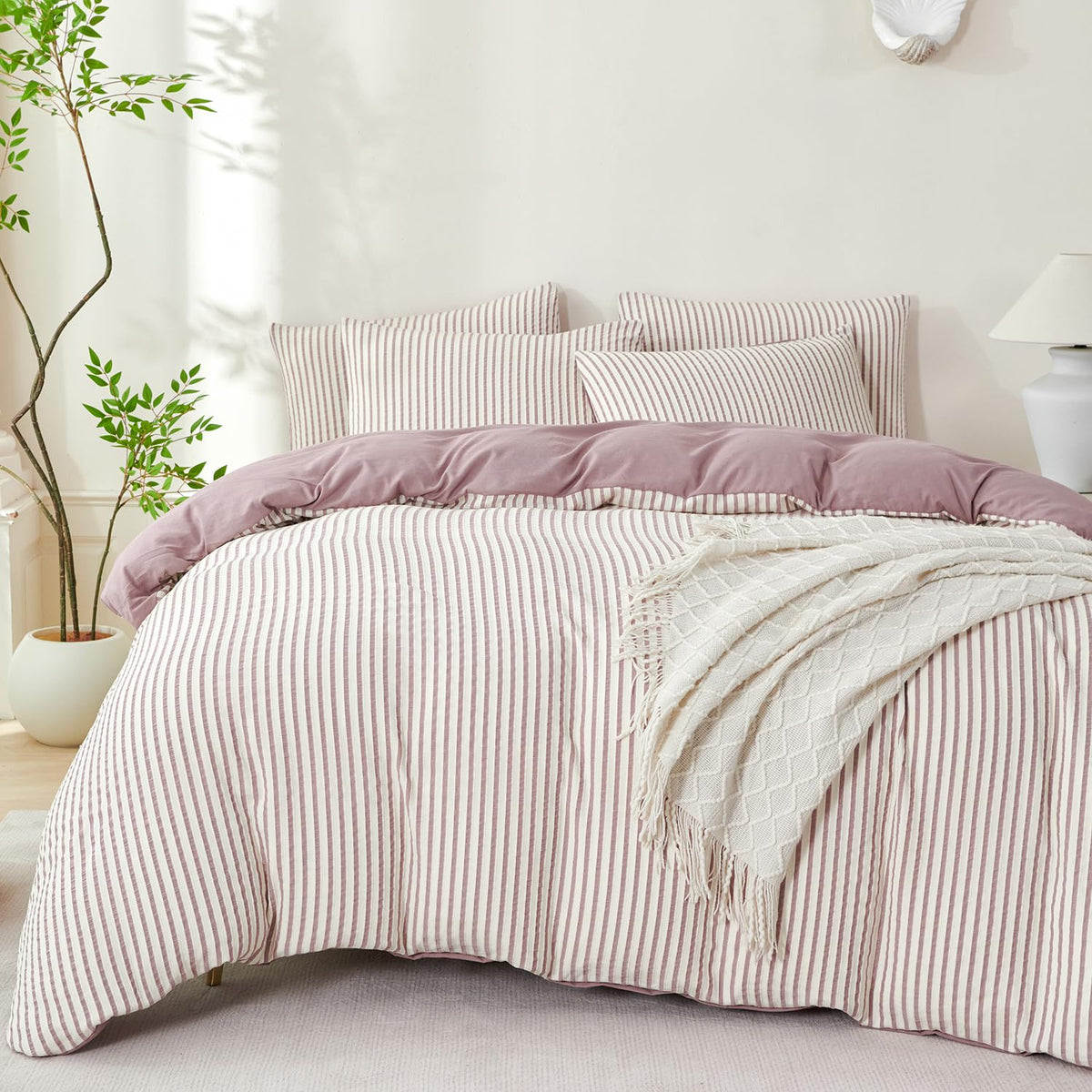 Comforter Queen Set Grid Black 100% Soft Washed Microfiber Jacquard 3 Pieces Grid Bedding Sets Grey White Comforter Queen for All Seasons and 2 Pillowcases Comfort Breathable