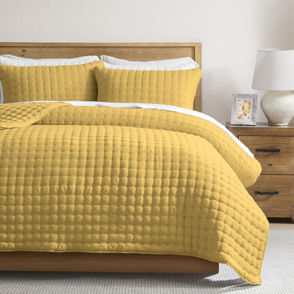 WDCOZY Cloud Soft Quilt Set, King Size, Light Beige, 3 Pieces 104x90 inches