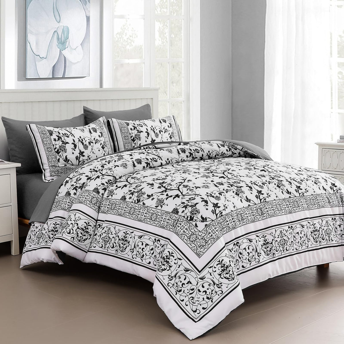 Dobuyly Floral Queen Comforter Set, 7 Piece Bed in a Bag Queen Size Blue Flowers on White Botanical Bedding Set, Soft Microfiber Bedding Comforter Sets with Sheets for All Season