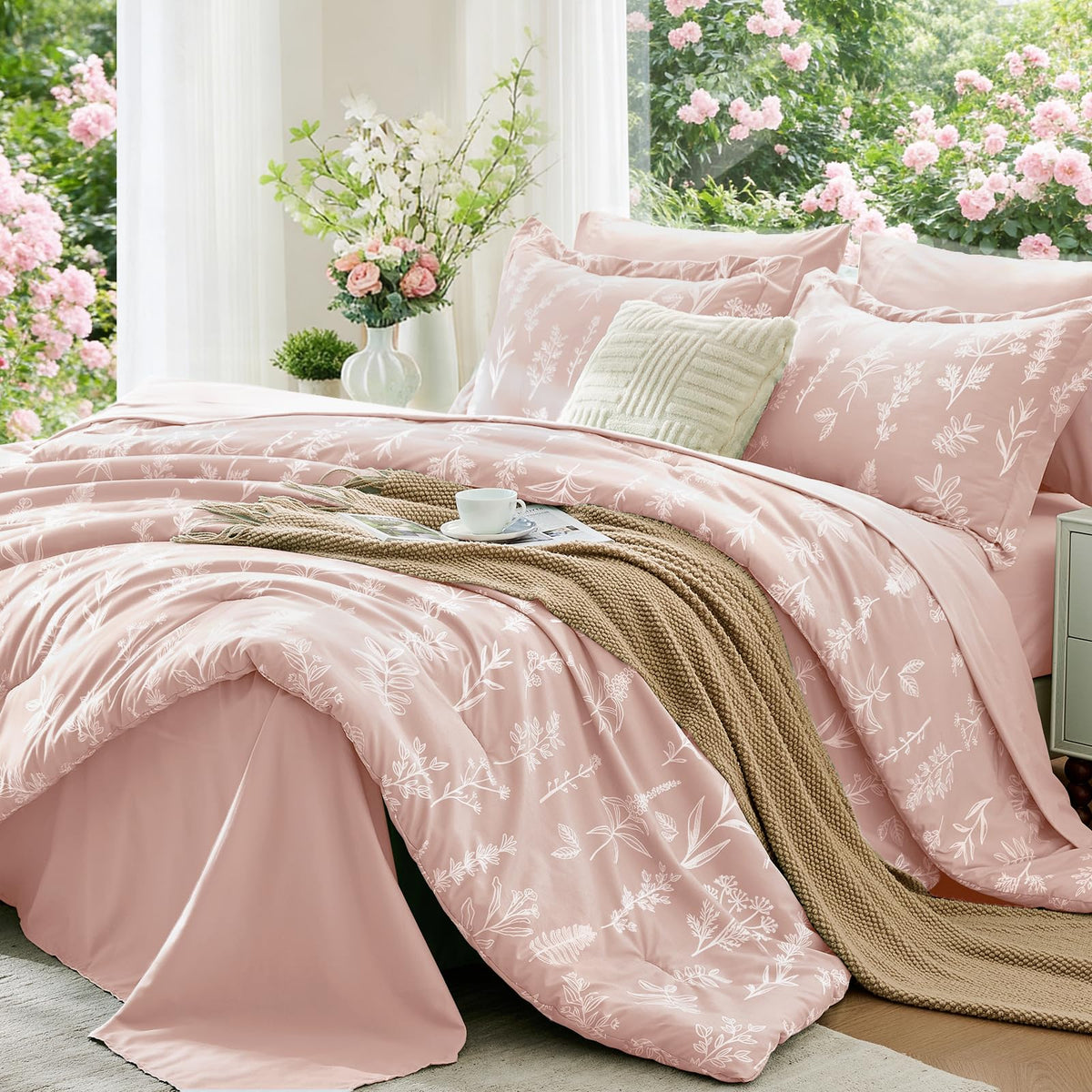 MUXHOMO Queen Comforter Set, 7-Piece Floral Bed in a Bag, Sage Green